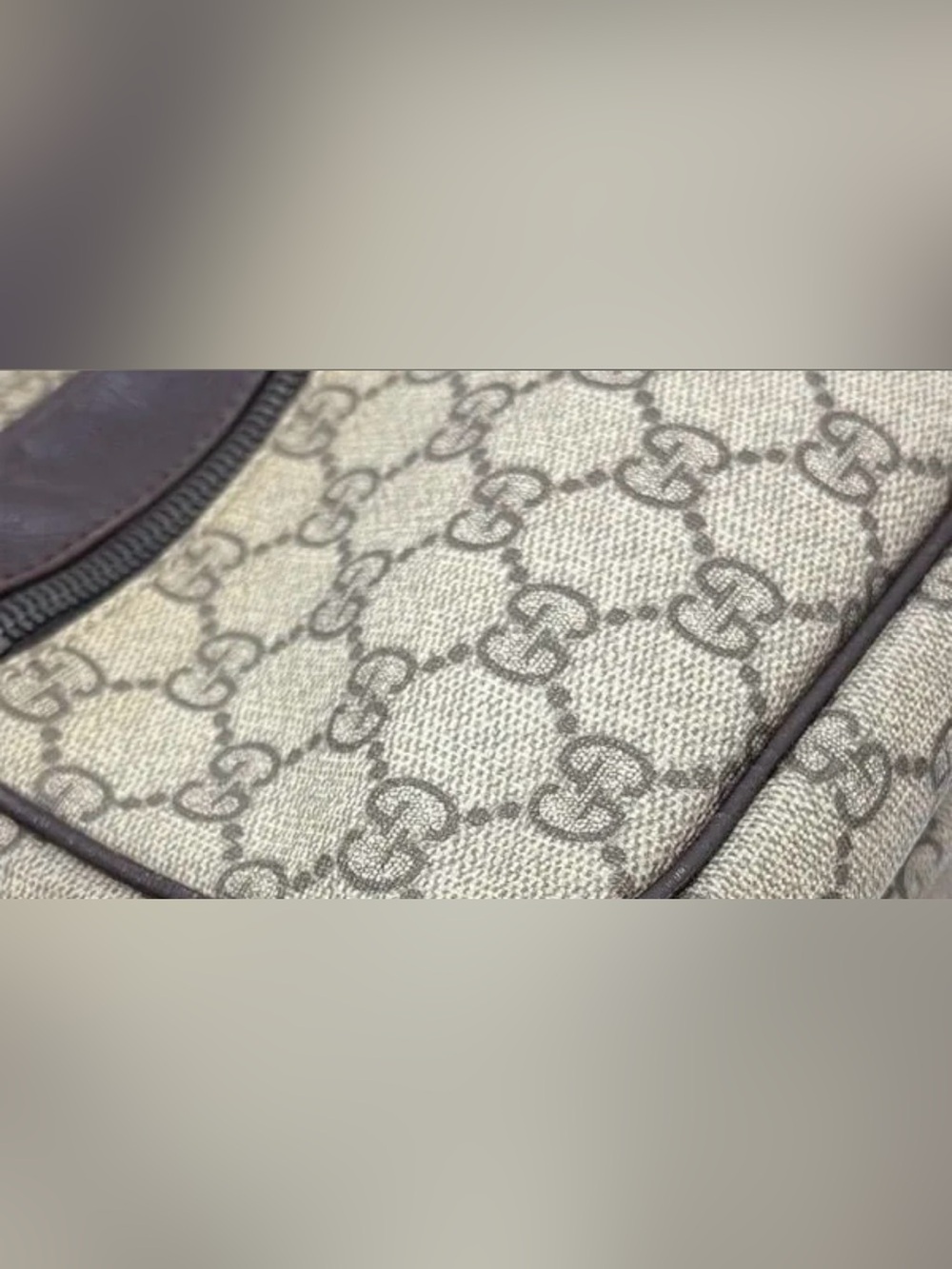 Gucci GG Supreme Canvas Crossbody Messenger Bag - Picture 8 of 12